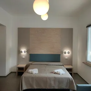 Appartamento Iris Ar Holiday-home, Peschiera del Garda