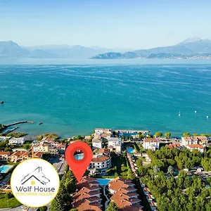 Appartamento Wolf House - Peschiera - Jacuzzi Privata, Peschiera del Garda