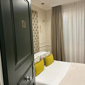 https://nouvlmaison.it-romehotels.com